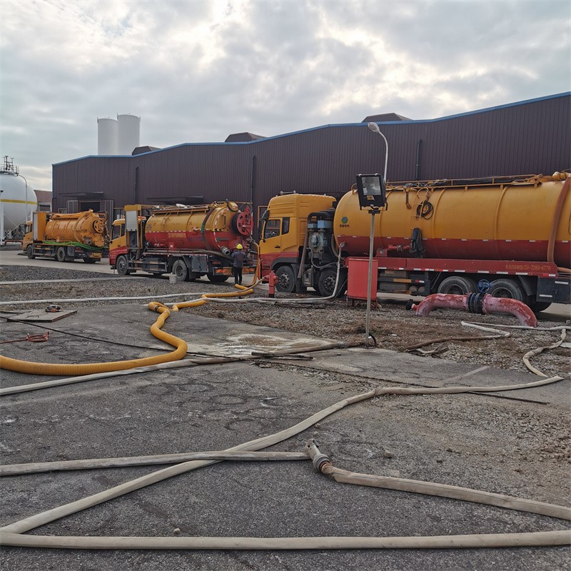 兴安污水池清理