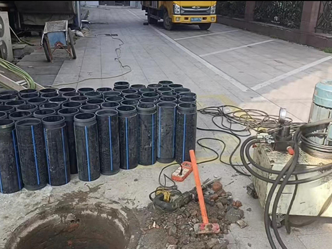 兴安PE置换管厂家 DN315置换管 非开挖管短管置换